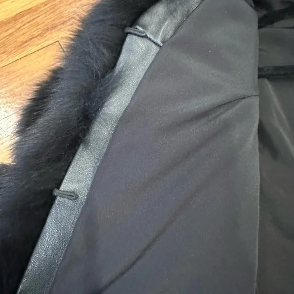 Real fox fur coat black Sz Small 3/4 sleeves.